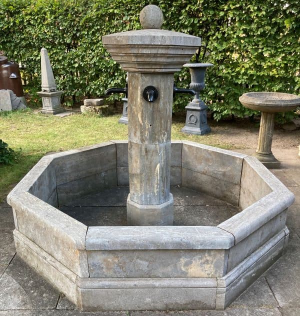Handgearbeiteter Dorfbrunnen aus Blaustein – Bild 5